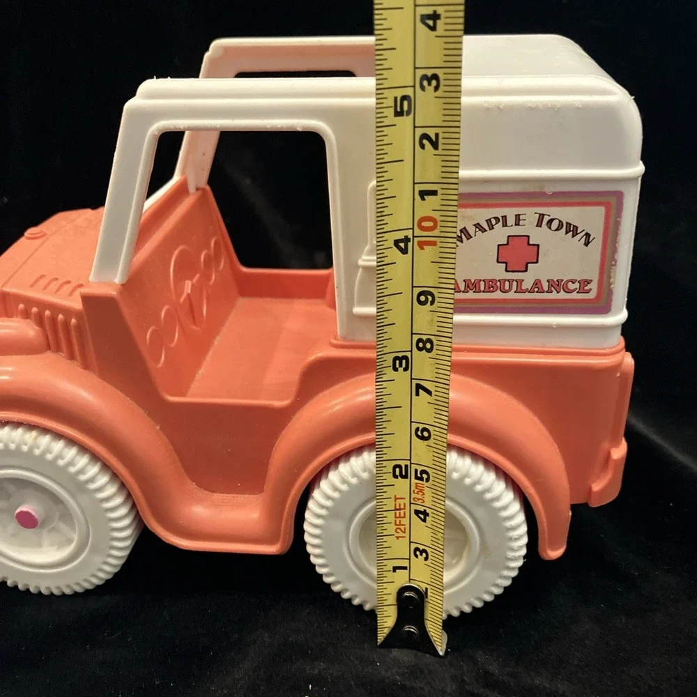 Vintage Maple Town Ambulance Calico Critters Pink Tonka Toy Car Truck 1986